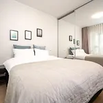 Fabulous Location Deluxe * Reval