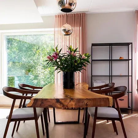 Fabulous Location Deluxe Apartman *