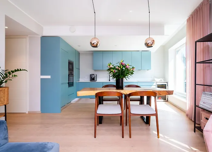 Fabulous Location Deluxe