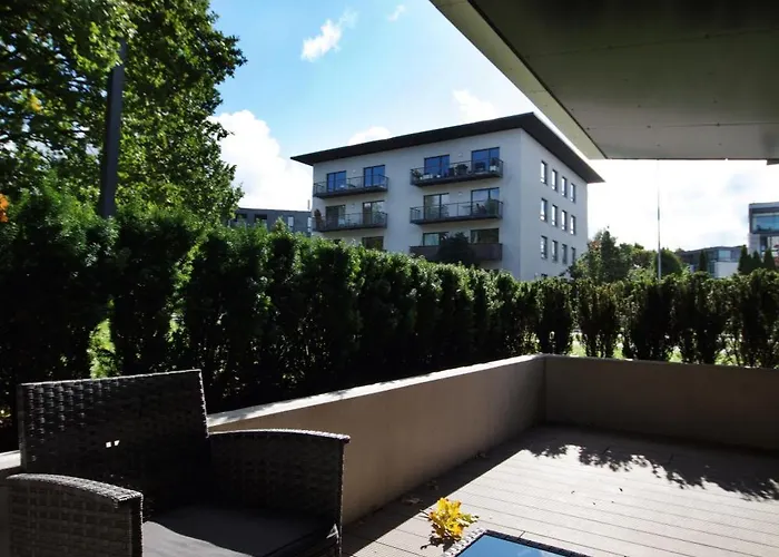 Fabulous Location Deluxe Apartment