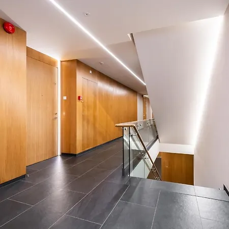 Fabulous Location Deluxe Διαμέρισμα *