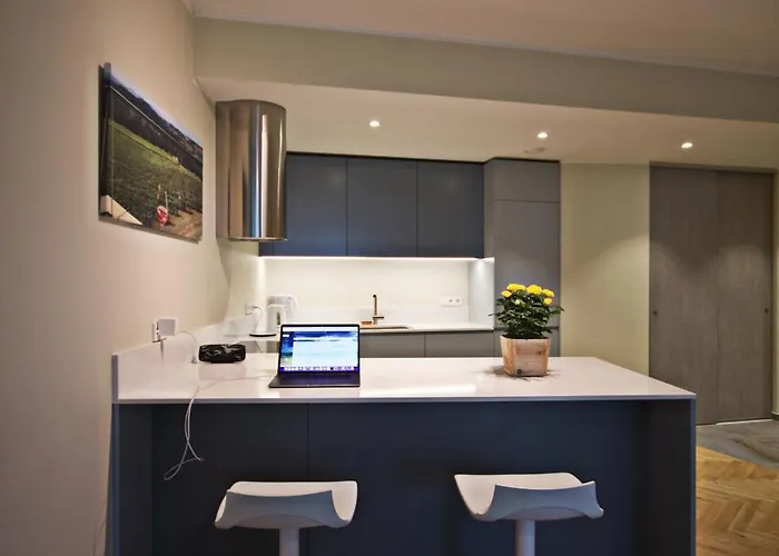 Fabulous Location Deluxe